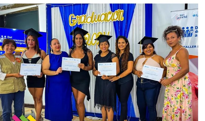 Ceremonia de graduación de alumnas
